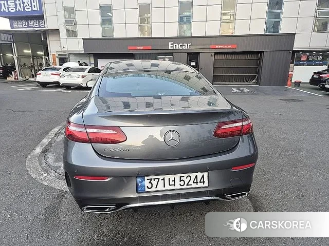 Mercedes-Benz E-Class W213 id 3718565 из Кореи 7