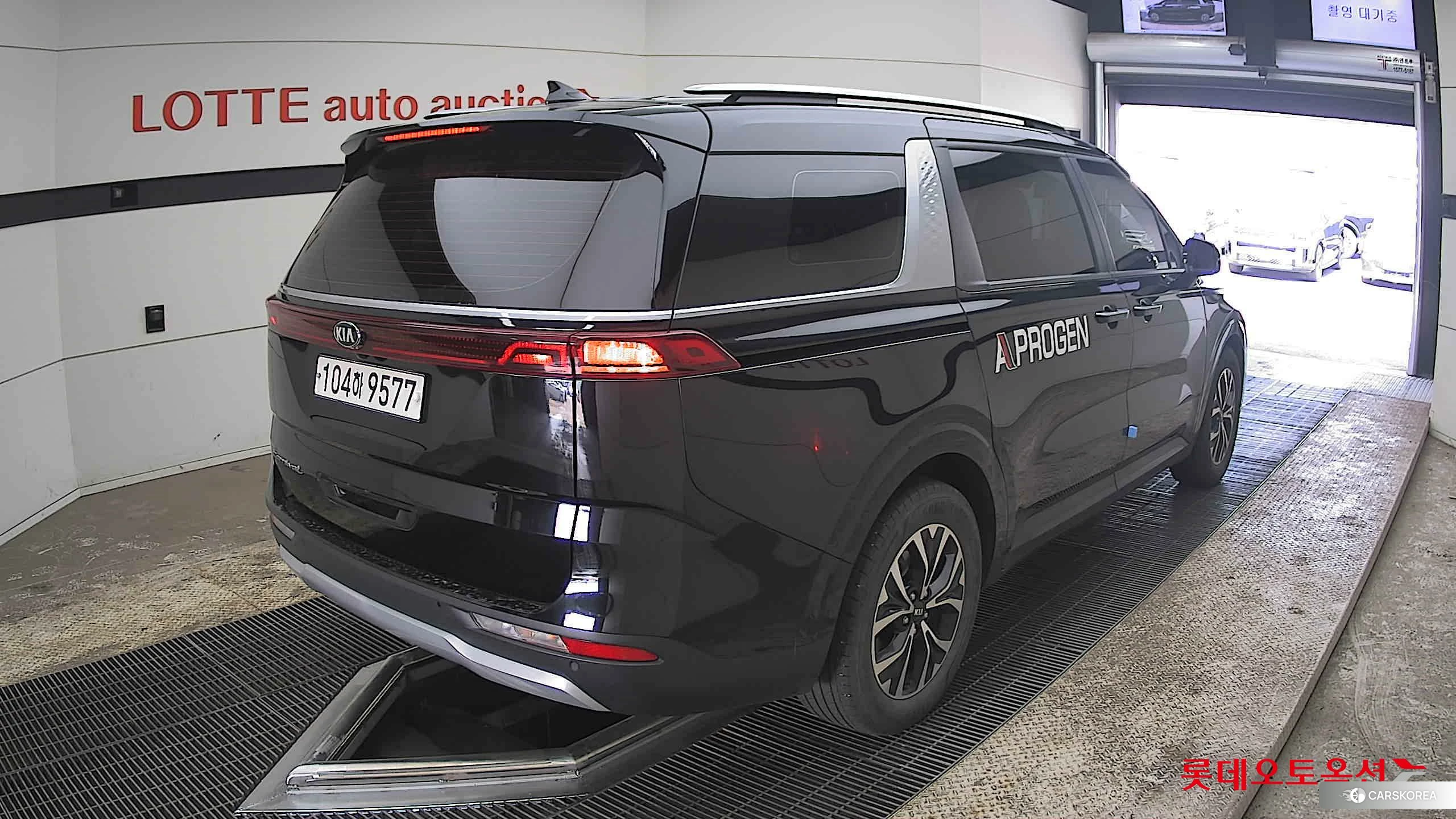 Kia Carnival id 3882133 из Кореи 32