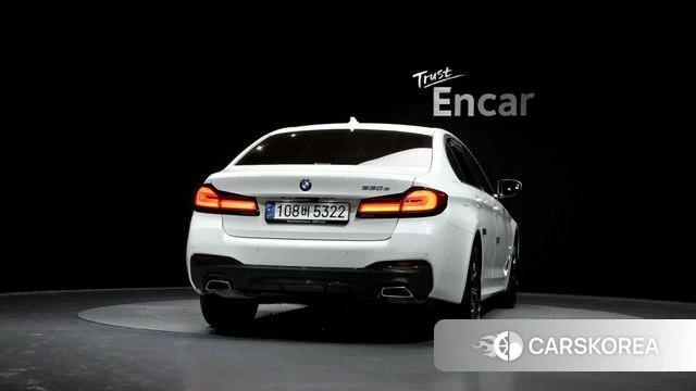 BMW 5 Series (G30) id 4195987 из Кореи 26