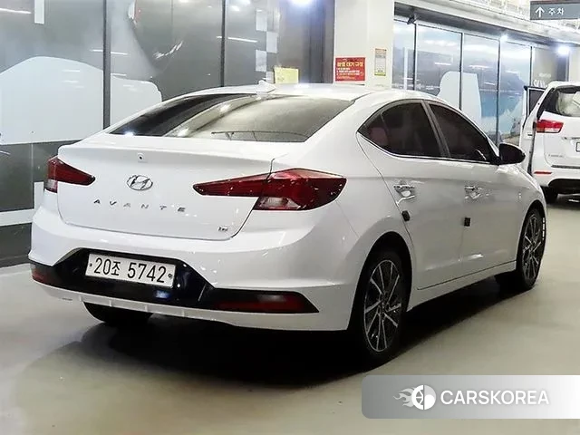 Hyundai The New Avante AD id 3254205 из Кореи 14