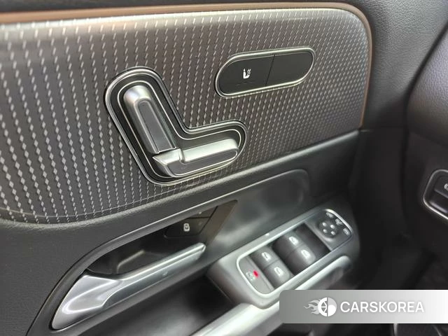 Mercedes-Benz GLB id 4297337 из Китая 7