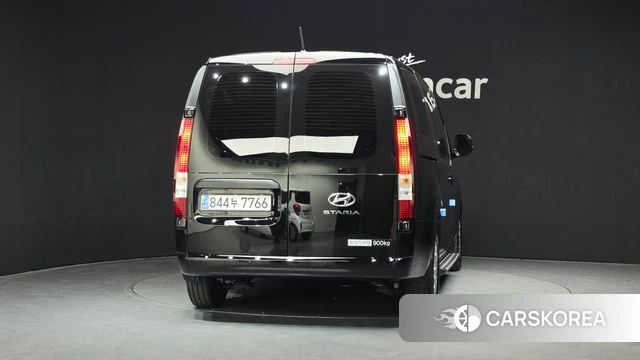 Hyundai Staria id 4414582 из Кореи 14