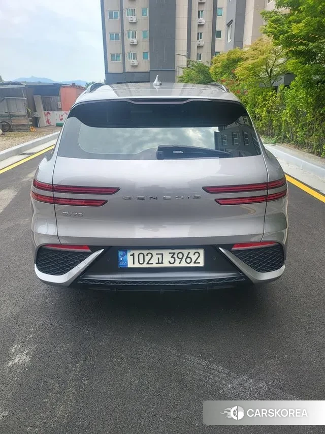 Genesis GV70 2022 Серебристо-серый из Кореи, фото 6