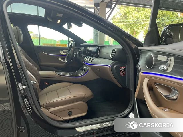 Mercedes-Benz E-class id 4279390 из Китая 17