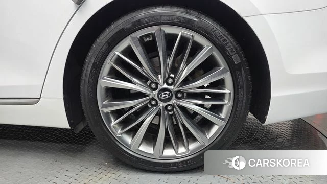 Hyundai Grandeur IG id 3834931 из Кореи 14