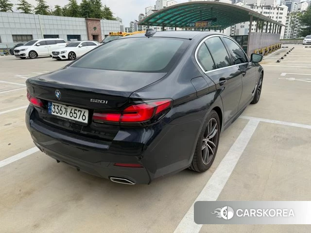 BMW 5 Series (G30) 2023 Черный из Кореи, фото 6