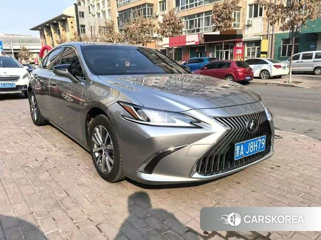 Lexus ES 2021 Темно-серый из Китая, фото 4