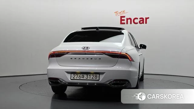 Hyundai The New Grandeur IG Hybrid id 4444399 из Кореи 14