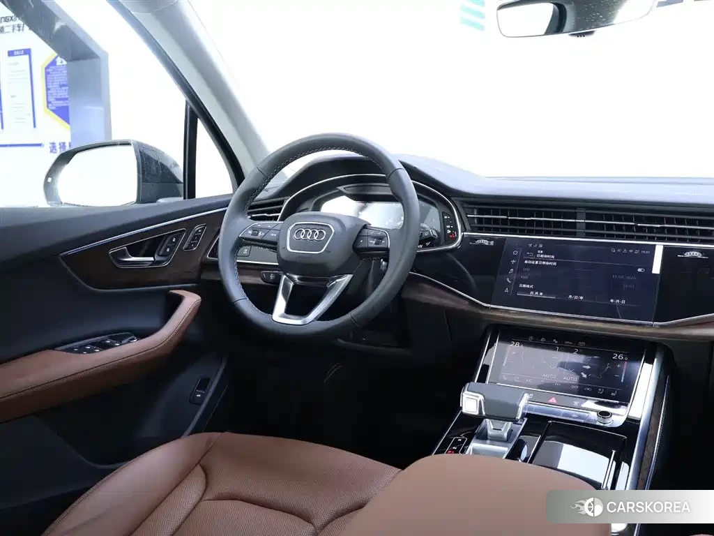Audi Q7 id 4589506 из Китая 18