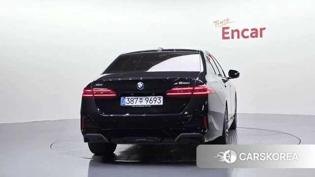 BMW 5 Series (G60) id 4602142 из Кореи 27