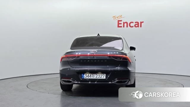 Hyundai The New Grandeur IG id 4224428 из Кореи 29