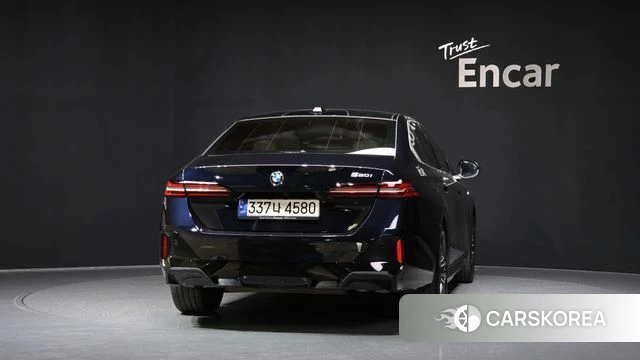 BMW 5 Series (G60) id 3963721 из Кореи 14