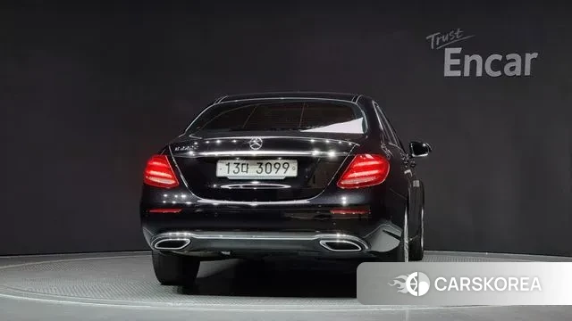 Mercedes-Benz E-Class W213 id 3034287 из Кореи 14