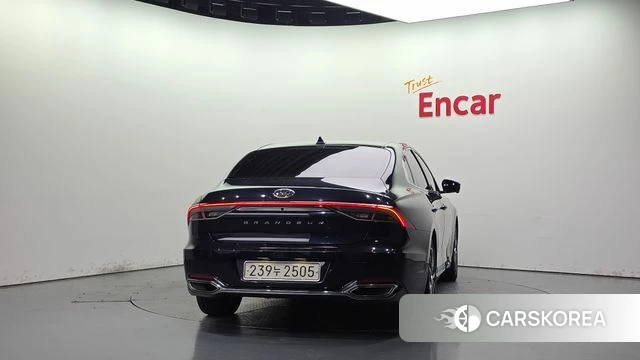 Hyundai The New Grandeur IG id 4708293 из Кореи 30