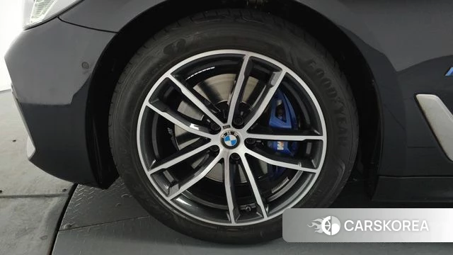 BMW 5 Series (G30) id 4202081 из Кореи 25