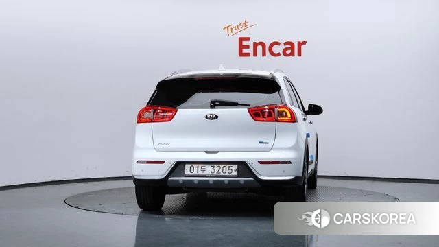 Kia Niro id 3905882 из Кореи 14