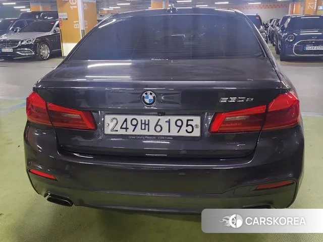 BMW 5 Series (G30) id 3694952 из Кореи 10
