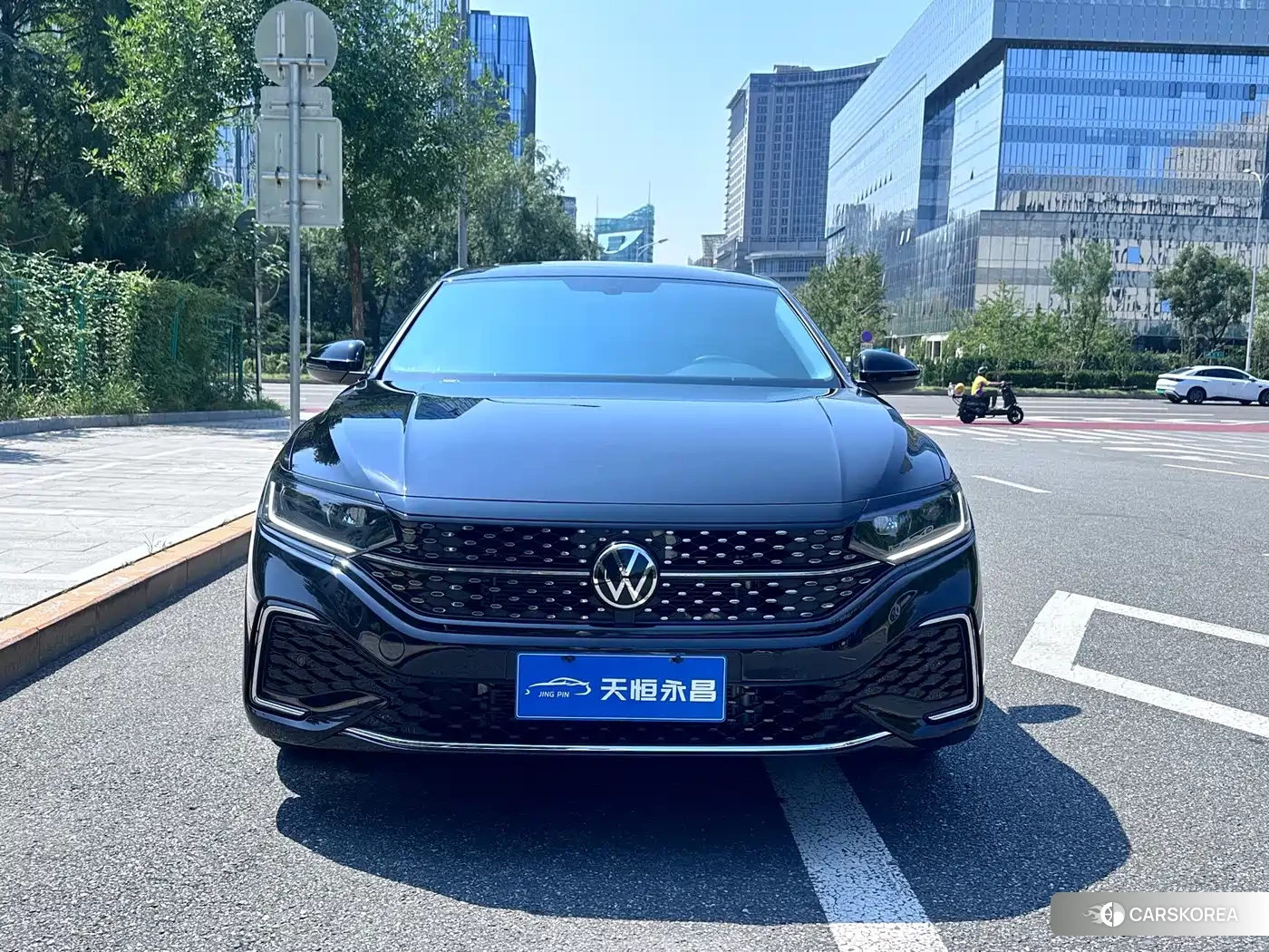 Volkswagen Passat id 4681134 из Китая 13