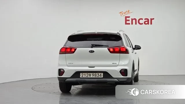 Kia The New Niro id 3008282 из Кореи 14