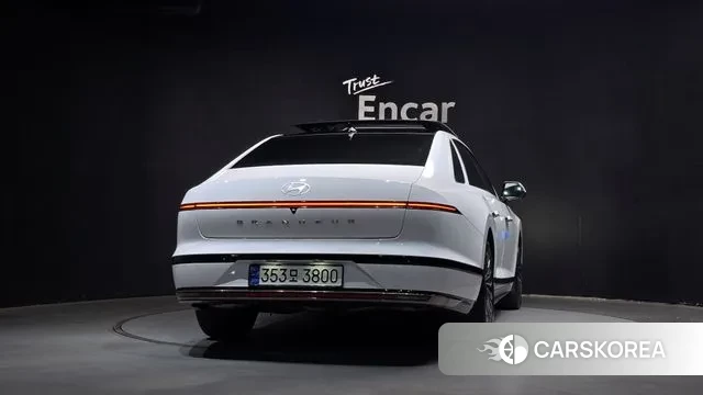 Hyundai Grandeur Hybrid (GN7) id 3769908 из Кореи 14