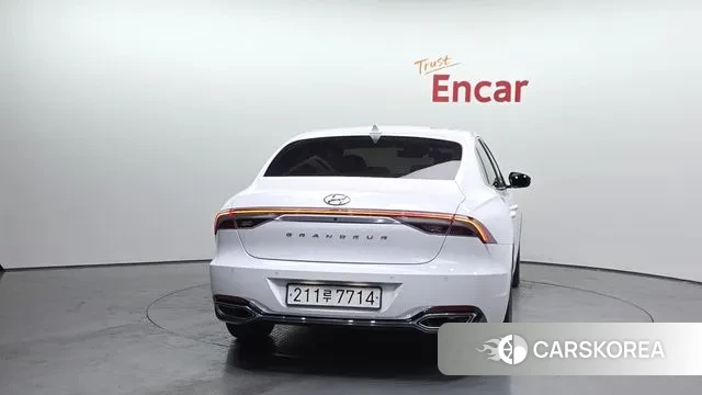 Hyundai The New Grandeur IG id 3640831 из Кореи 14