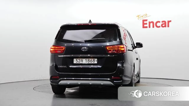 Kia The New Carnival id 4496878 из Кореи 25