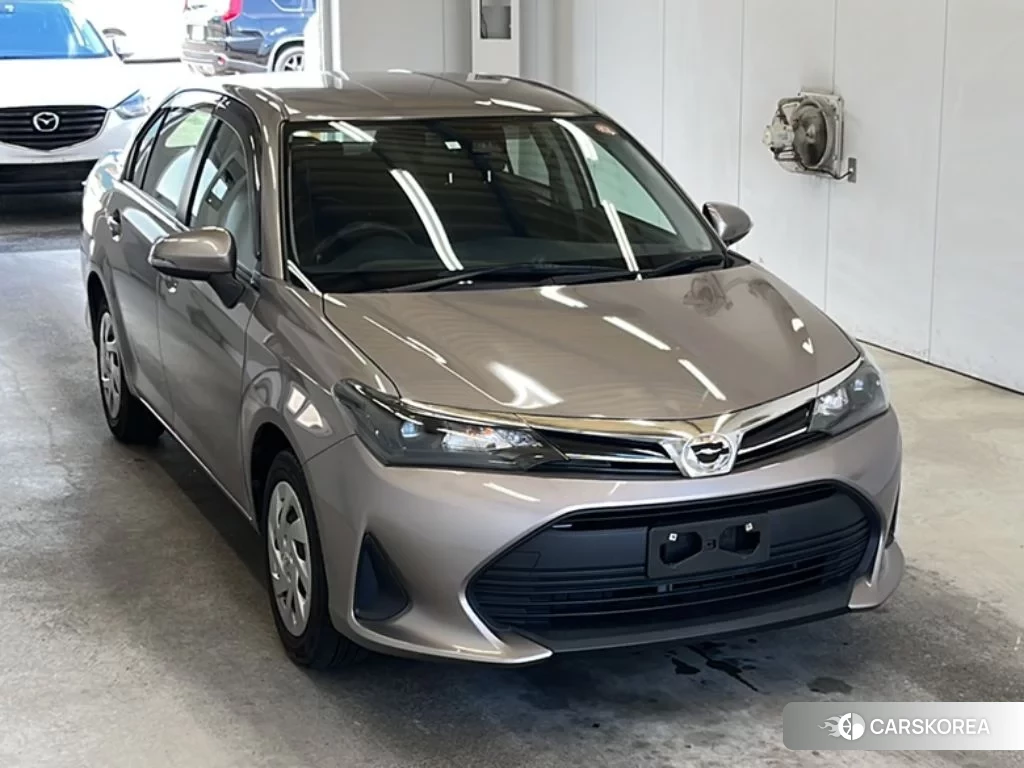 Toyota Corolla Axio 2023 из Японии, фото 4