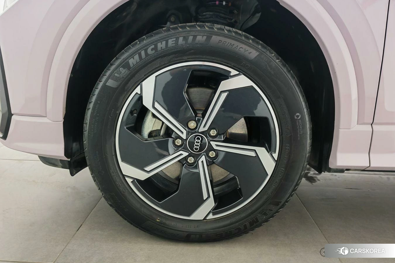 Audi Q2L e-tron id 4461374 из Китая 18