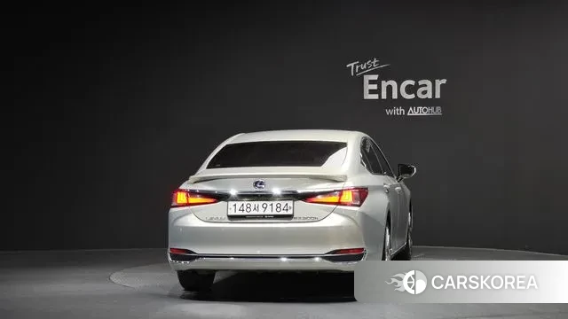 Lexus ES300h 7th generation id 3661370 из Кореи 14