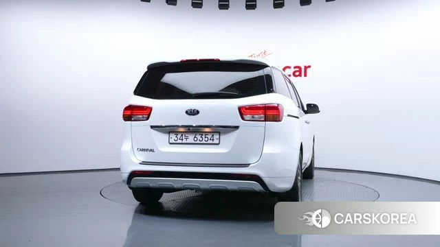 Kia All New Carnival id 3886524 из Кореи 14