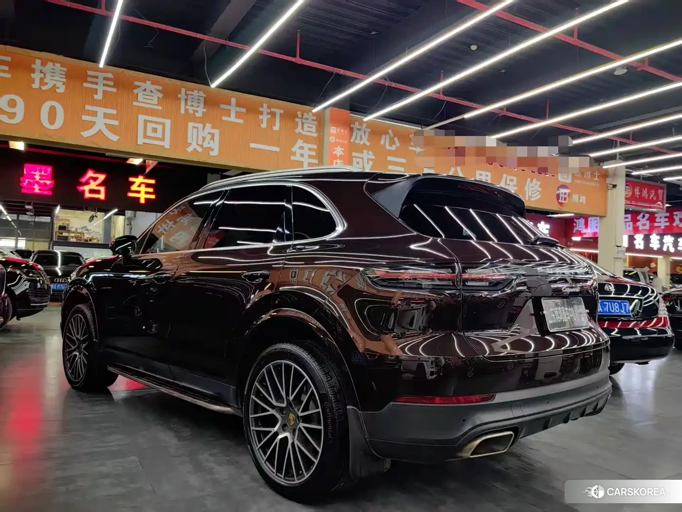 Porsche Cayenne id 4539343 из Китая 11