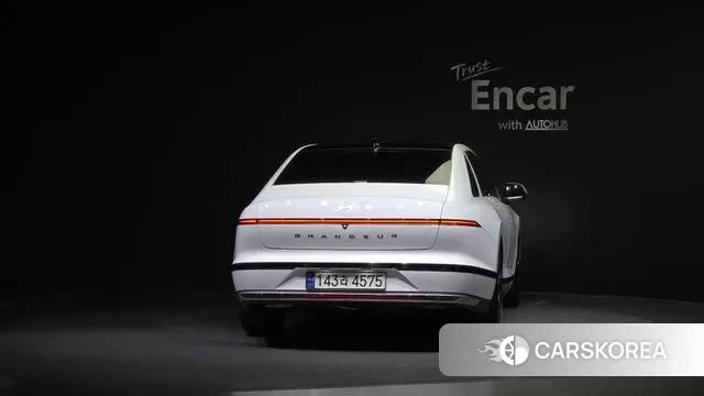 Hyundai Grandeur Hybrid (GN7) id 3316475 из Кореи 14