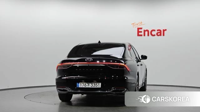 Hyundai The New Grandeur IG id 4402489 из Кореи 27