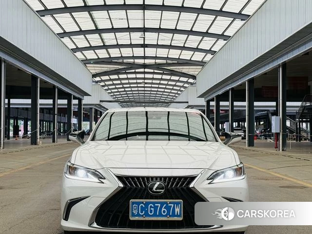 Lexus ES id 4291400 из Китая 10