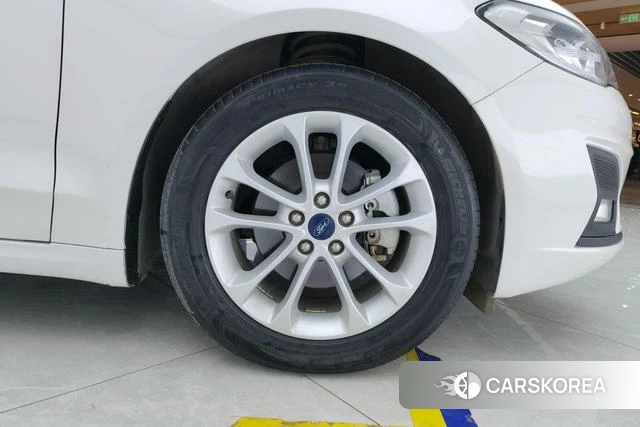 Ford Mondeo id 3810661 из Китая 11