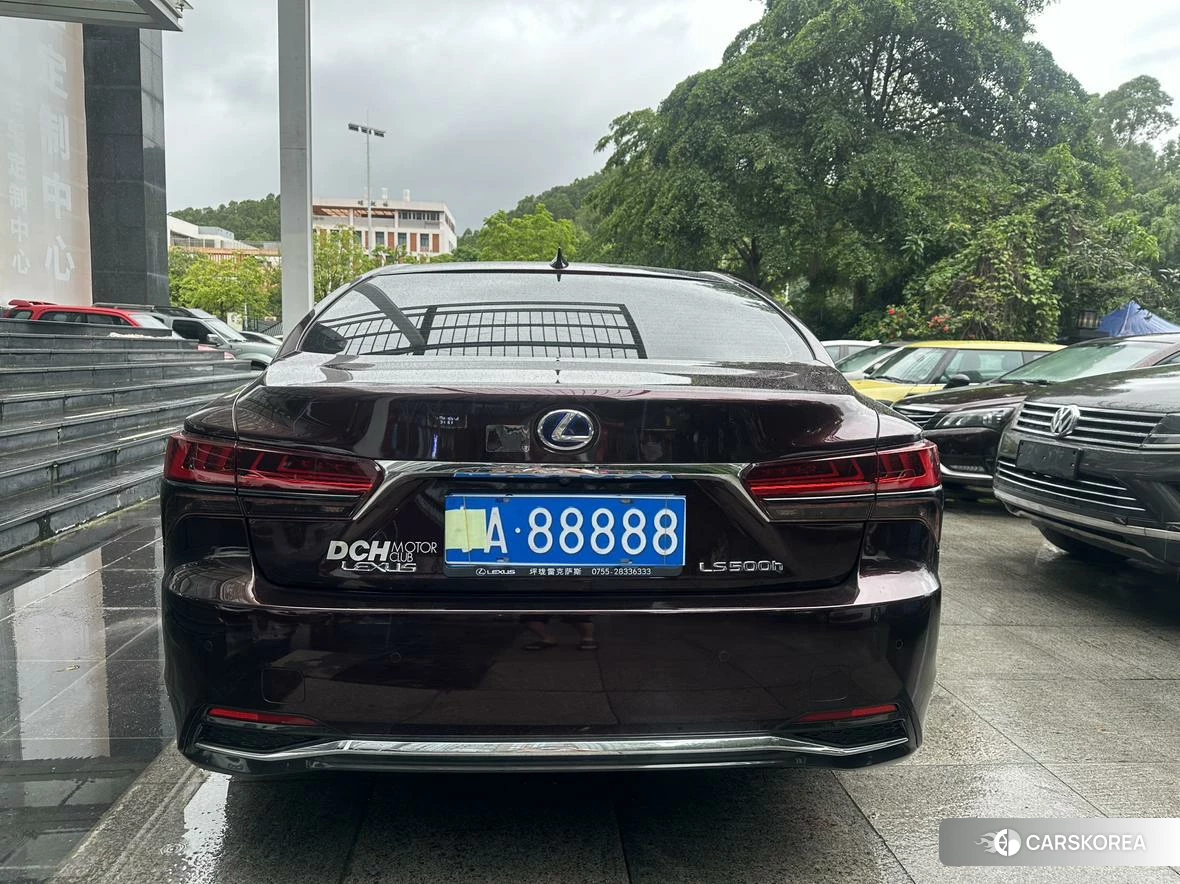Lexus LS 2020 Красный из Китая, фото 4