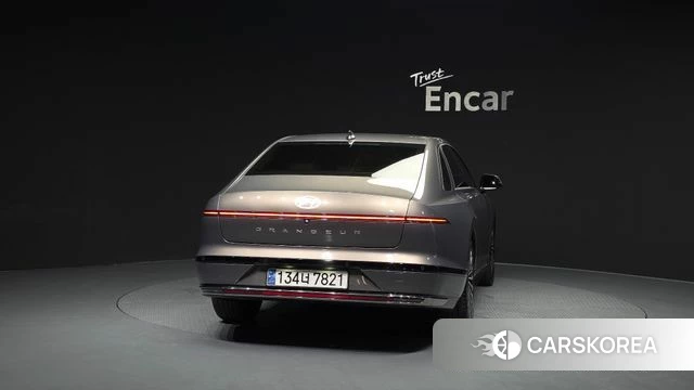 Hyundai Grandeur (GN7) id 4579662 из Кореи 14