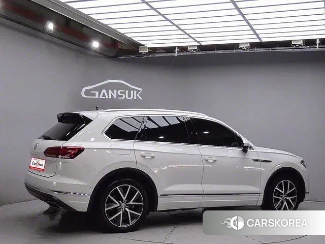 Volkswagen Touareg 3rd generation id 3054891 из Кореи 14