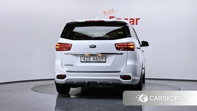 Kia The New Carnival id 3905840 из Кореи 14