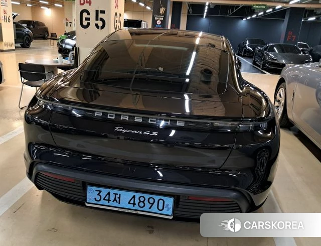 Porsche Taycan id 4179703 из Кореи 10