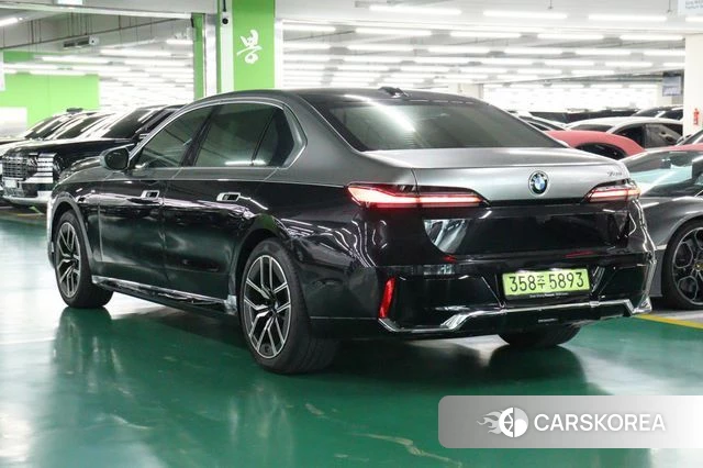 BMW 7 Series (G70) id 4880411 из Кореи 14