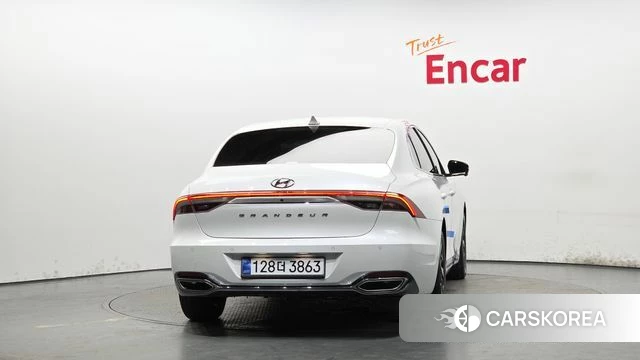 Hyundai The New Grandeur IG Hybrid id 4614086 из Кореи 26