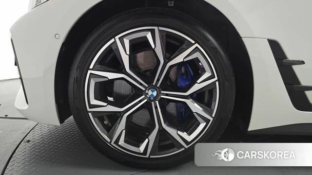 BMW 4 Series (G22) id 4533377 из Кореи 31