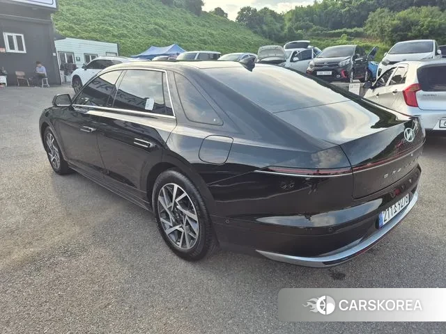 Hyundai Grandeur (GN7) id 2925468 из Кореи 14