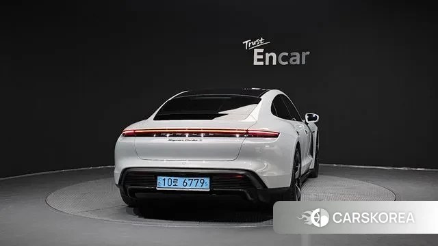 Porsche Taycan id 3458835 из Кореи 14