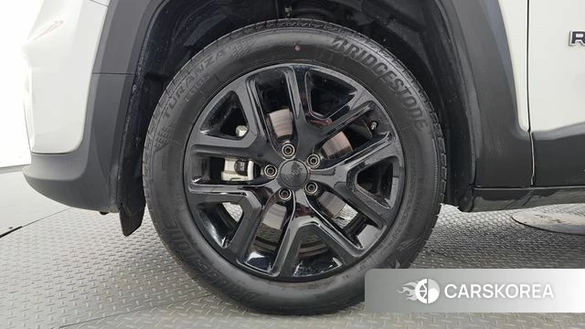 Jeep Renegade id 4650067 из Кореи 25