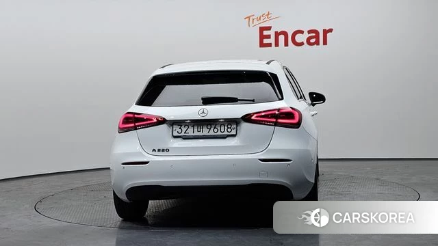 Mercedes-Benz A-Class W177 id 3834263 из Кореи 14