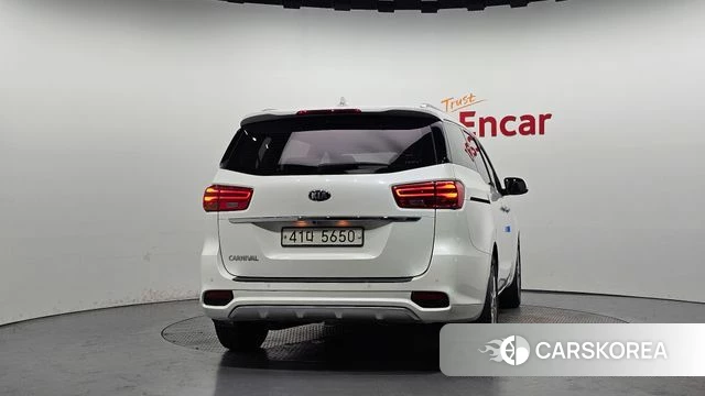 Kia The New Carnival id 4496876 из Кореи 24