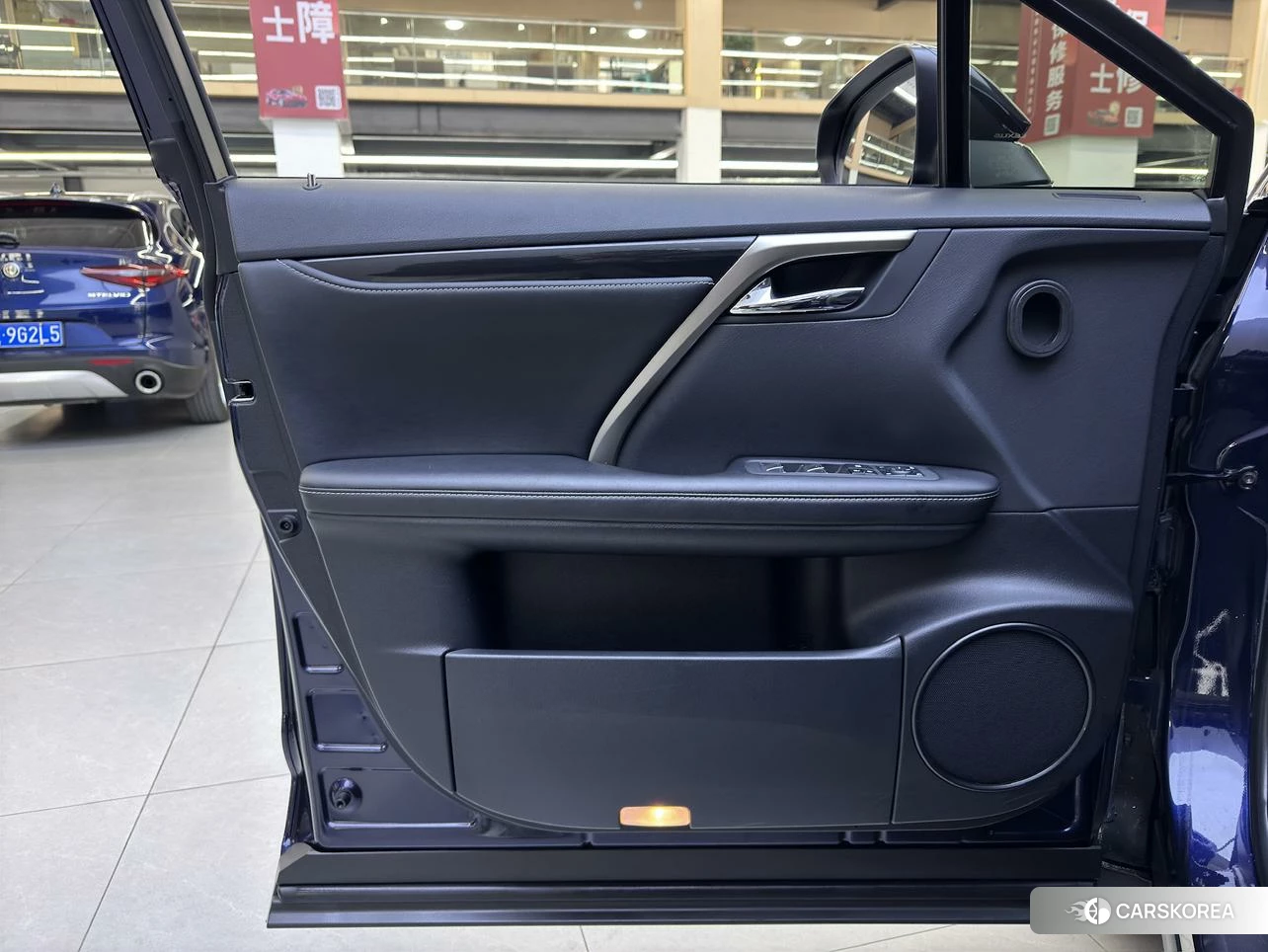 Lexus RX id 4406141 из Китая 8