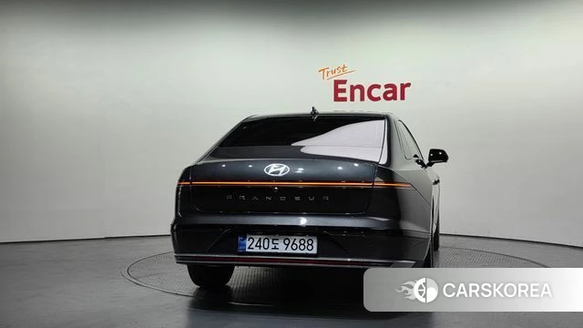 Hyundai Grandeur Hybrid (GN7) id 3786147 из Кореи 14